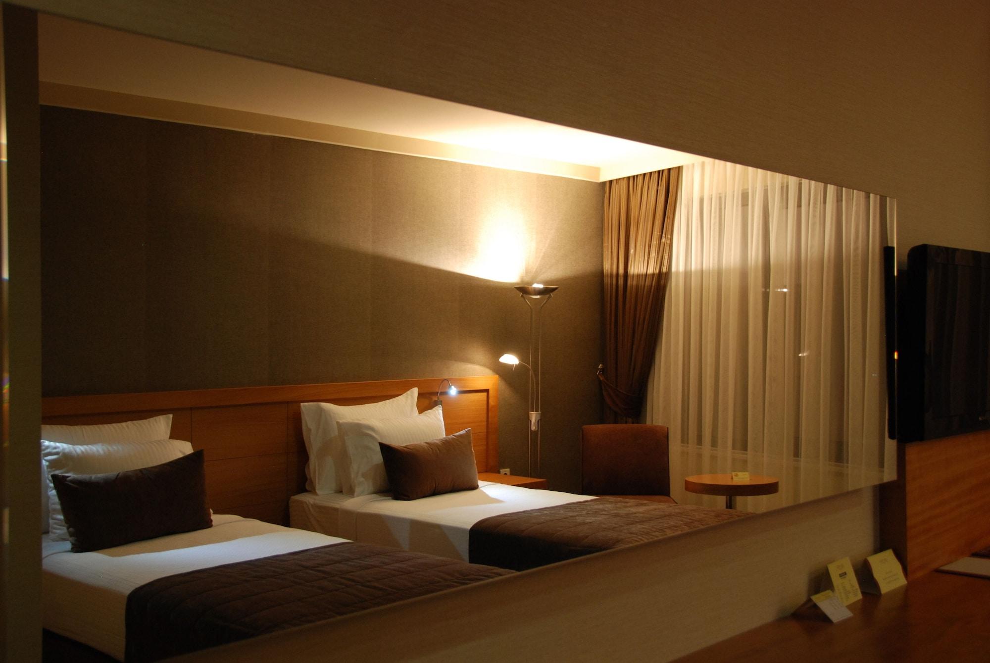 Volley Hotel Измир Экстерьер фото