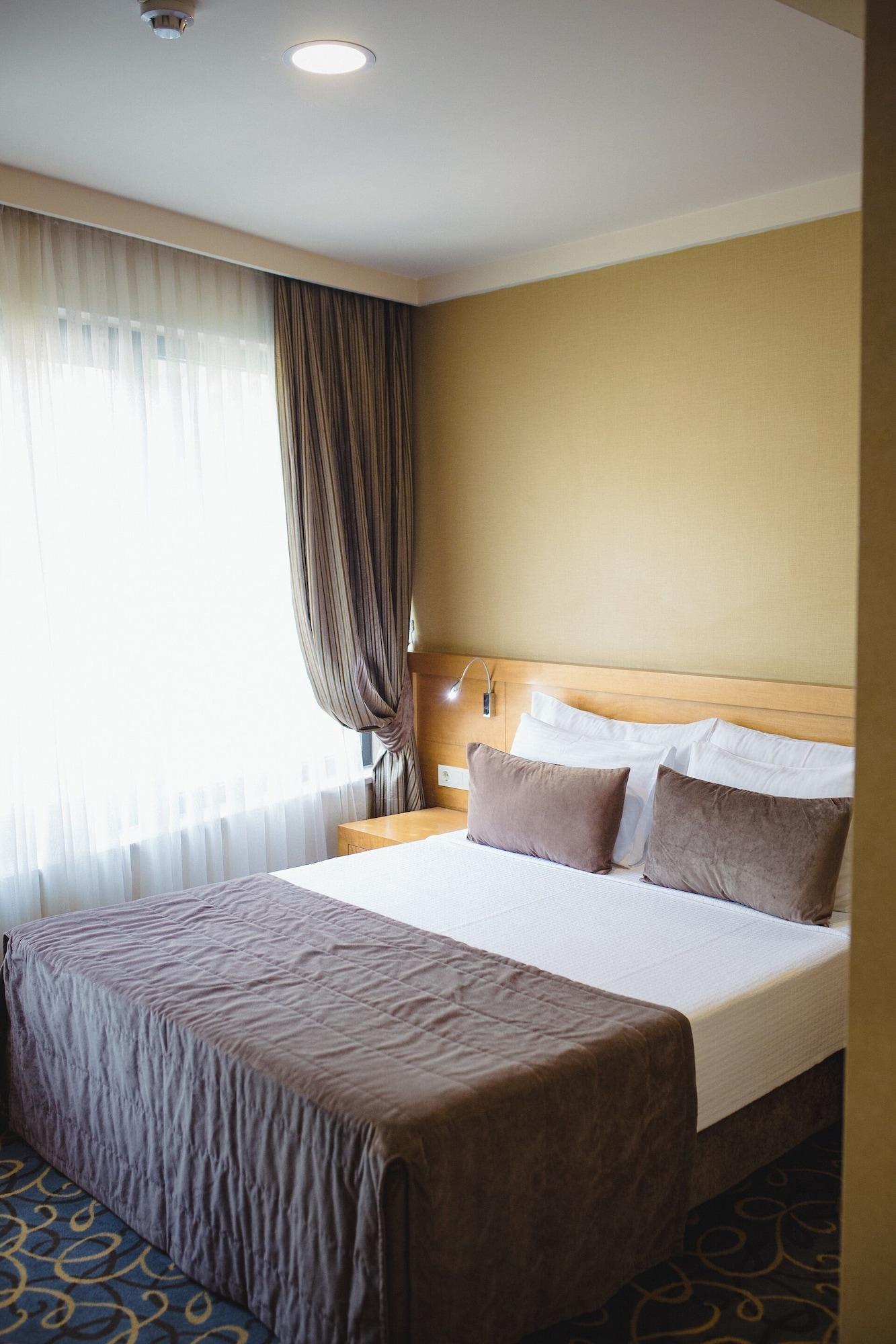Volley Hotel Измир Экстерьер фото
