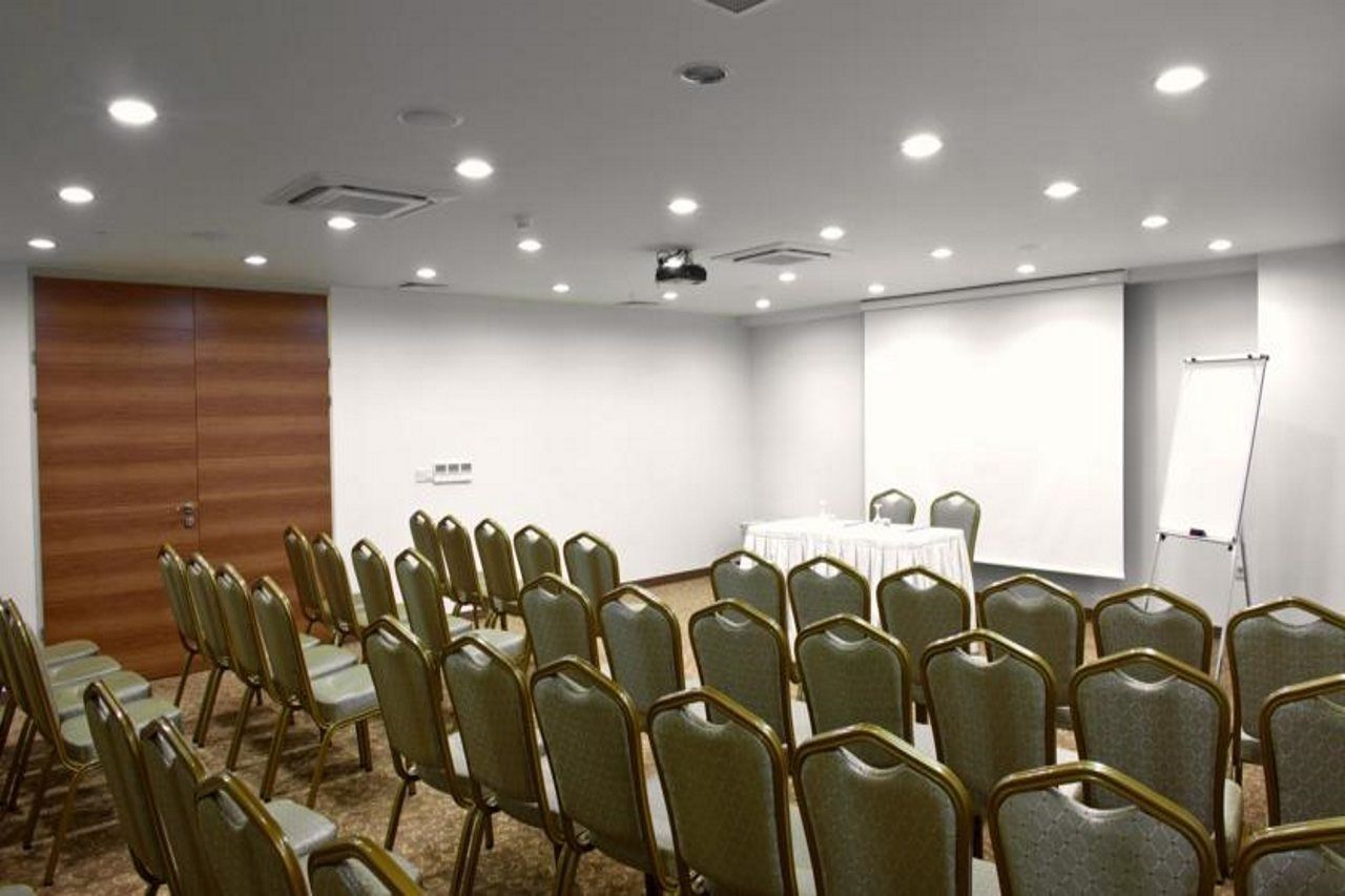 Volley Hotel Измир Экстерьер фото